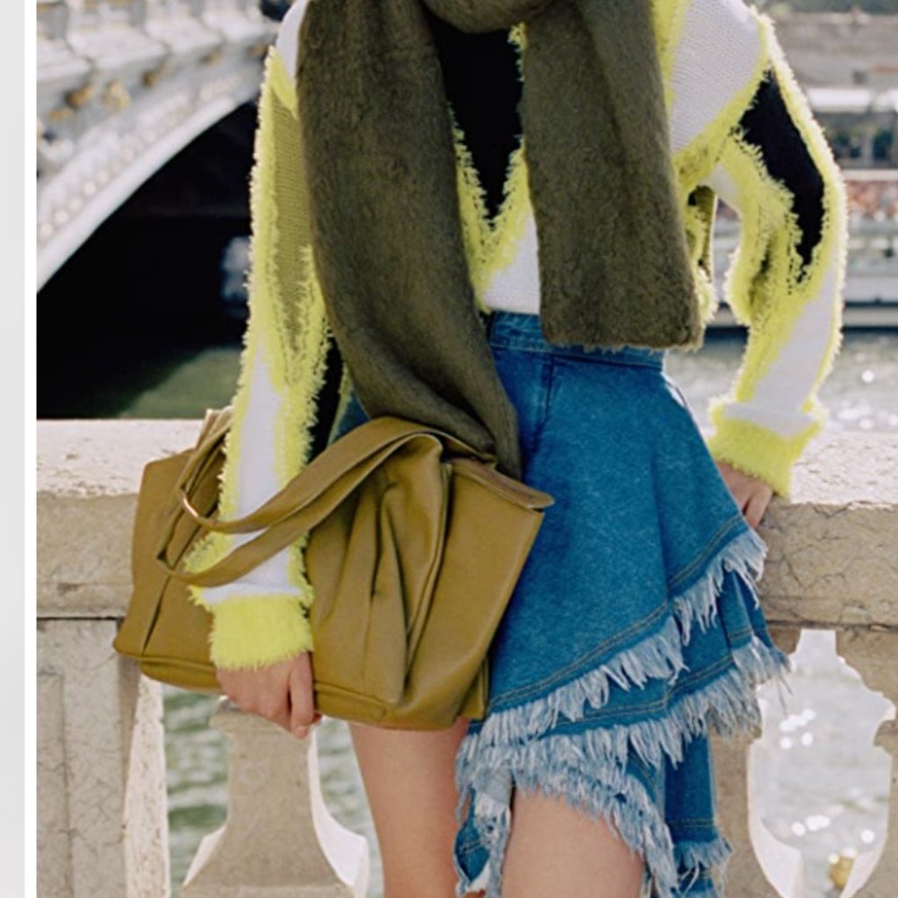 NWT House of Want How We Chill Tote in Olive - Picture 2 of 10